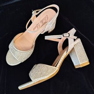 Rhinestone sparkle Silver Chunky Heel Shoes Sandals Sz 6